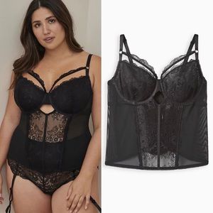 TORRID STRAPPY UNDERWIRE BUSTIER - LACE BLACK